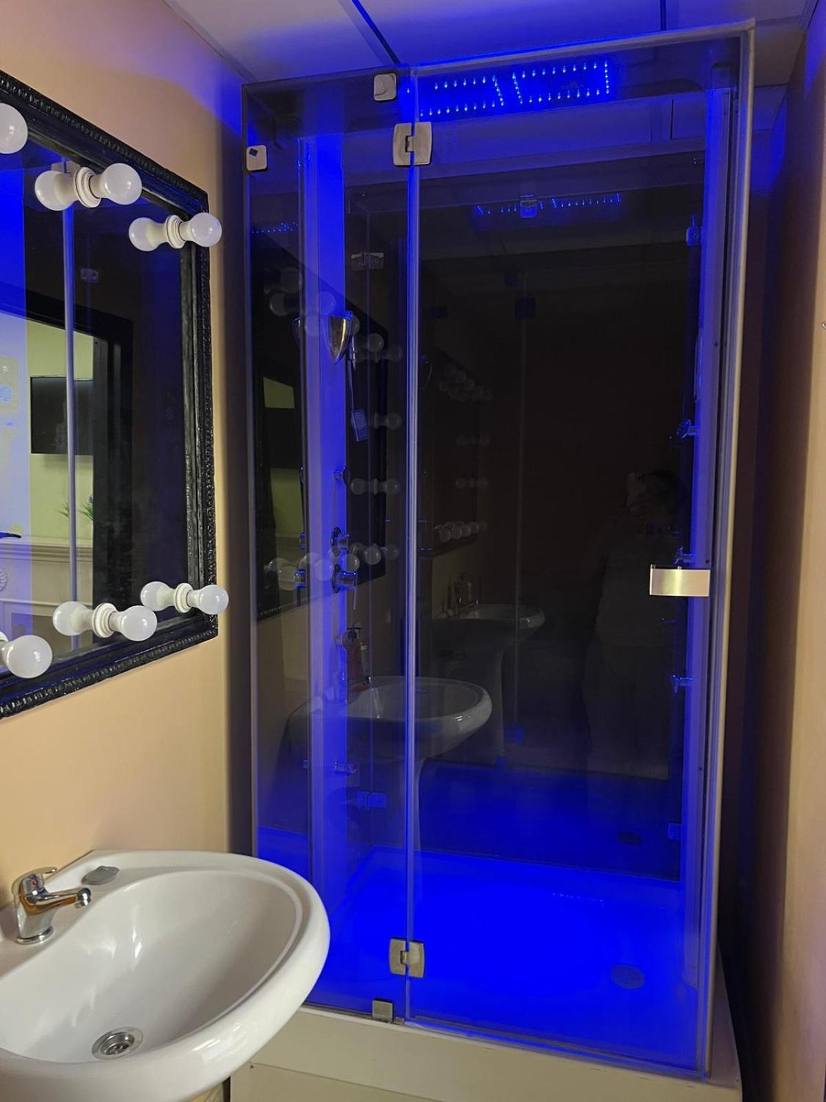 Hostel Krone Gok Zatishok Kyjev Exteriér fotografie