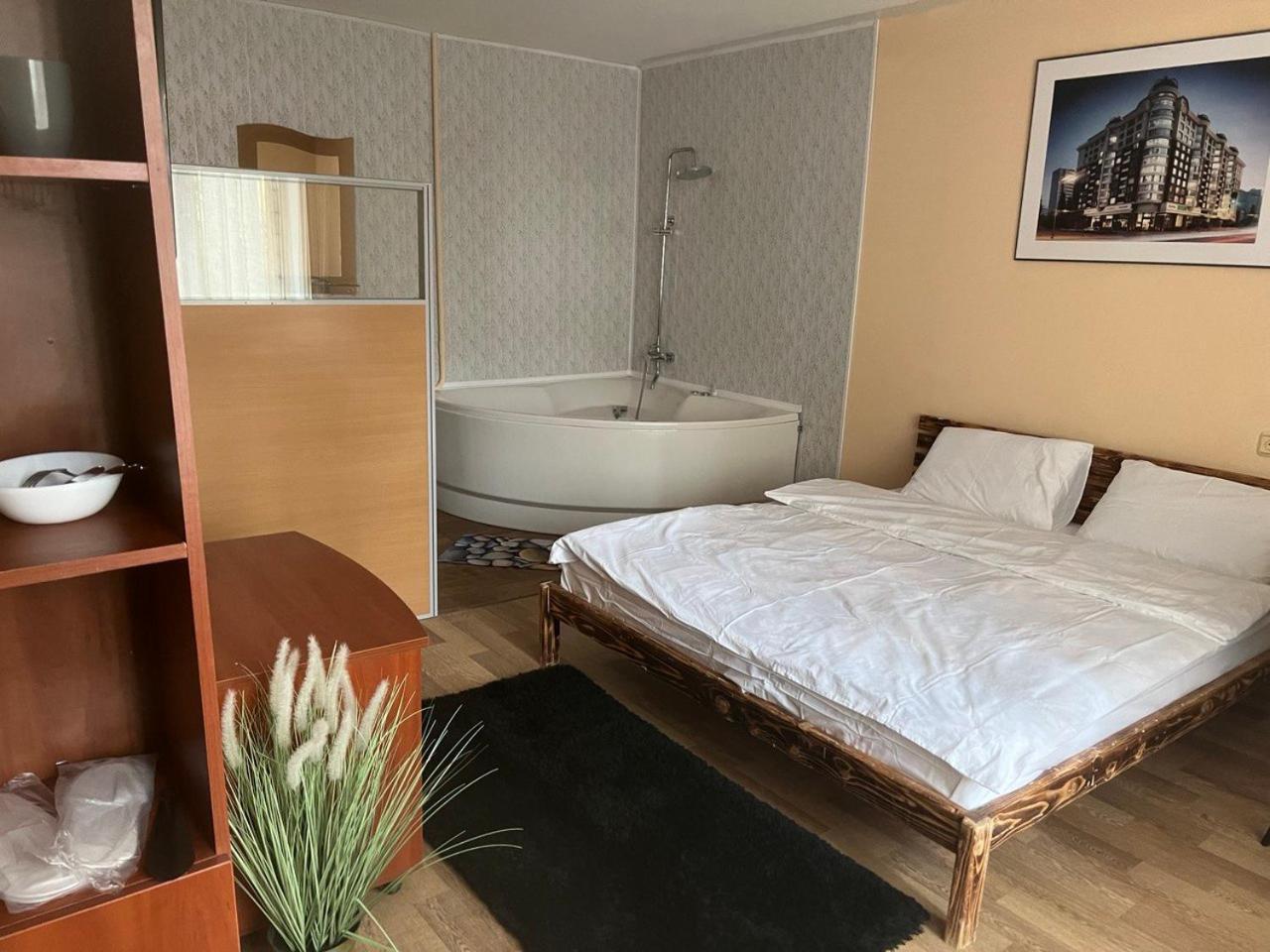 Hostel Krone Gok Zatishok Kyjev Exteriér fotografie